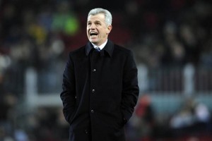 Alegan que Javier Aguirre no debi� retirar el dinero de su cuenta