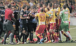 Paolo Goltz, seis partidos fuera Paolo Goltz, seis partidos fuera