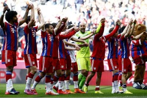 El Bayern M�nich celebra su victoria ante su p�blico 