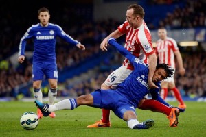 <b>Video</b> Jugador asombra con gol desde 59 metros Pese al gol de Adam, Chelsea logr superar al Stoke City por 2-1.