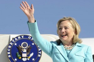 La estrategia de campaa de Clinton incluye encuentros personales con la gente para escuchar las pre