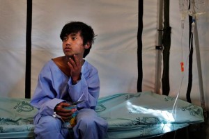 Pemba, quien trabajaba como botones en el hotel, dijo que hab�a estado comiendo el s�bado pasado, en