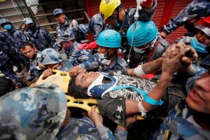 Tras ser desenterrado despu�s de permanecer 120 horas bajo los escombros, Pemba fue trasladado a un 