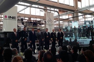 Llama INE a partidos y candidatos a respetar normas El titular del INE, Lorenzo Crdova, llam a los partidos polticos y a los candidatos a comportarse