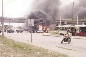 Tamaulipas: atrapan otro capo; desatan caos Los enfrentamientos y bloqueos se registraron en Tampico, Madero y Altamira, hechos que duraron ms