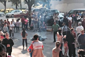 Queman playeras del PRI en Naucalpan
