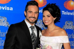 Sobre su relaci�n con Jos� Ron, dijo que no le molesta que se le relacione con �l, porque cuando alg