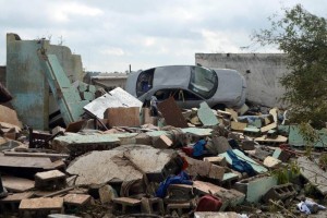 13 personas fallecieron tras el impacto del tornado 
