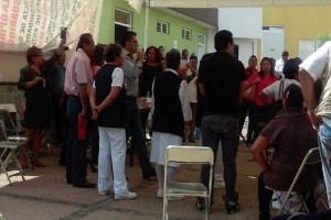 Esta tarde, primero hab�an votado la mayor�a por retornar este mismo viernes a sus actividades