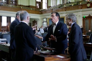 La iniciativa, considerada como una prioridad por el gobernador de Texas, Greg Abbott, ser� reenviad