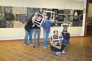 Los raptos truncan sueos en Chilapa Gilberto Abundiz Snchez (primero, de derecha a izquierda) es artista grfico y desapareci desde el