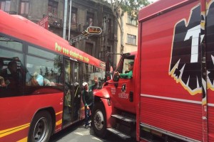 Choca Metrobs con camin de cerveza La circulacin sobre Bucareli se ha visto afectada