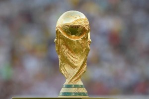 FIFA aplaza proceso de candidaturas para el Mundial 2026 El trofeo que actualmente pose Alemania por ganar el Mundial de Brasil 2014