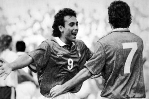 El gol que puso a Mxico en el mapa Hugo Snchez festejando aqul gol contra Ecuador