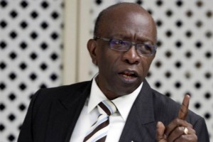 Warner es investigado por autoridades estadounidenses en relaci�n con un caso de corrupci�n en la FI