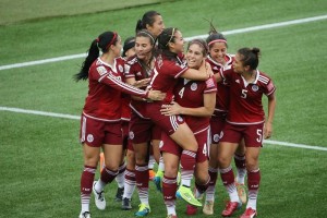Las jugadoras mexicanas celebran su gol ante Colombia