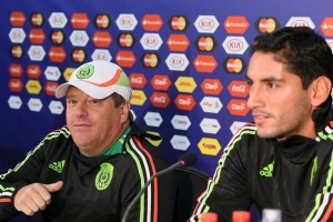 'Piojo' niega haber cobrado por tuits durante elecciones Miguel herrera en conferencia de prensa previo a un juego de Copa Amrica