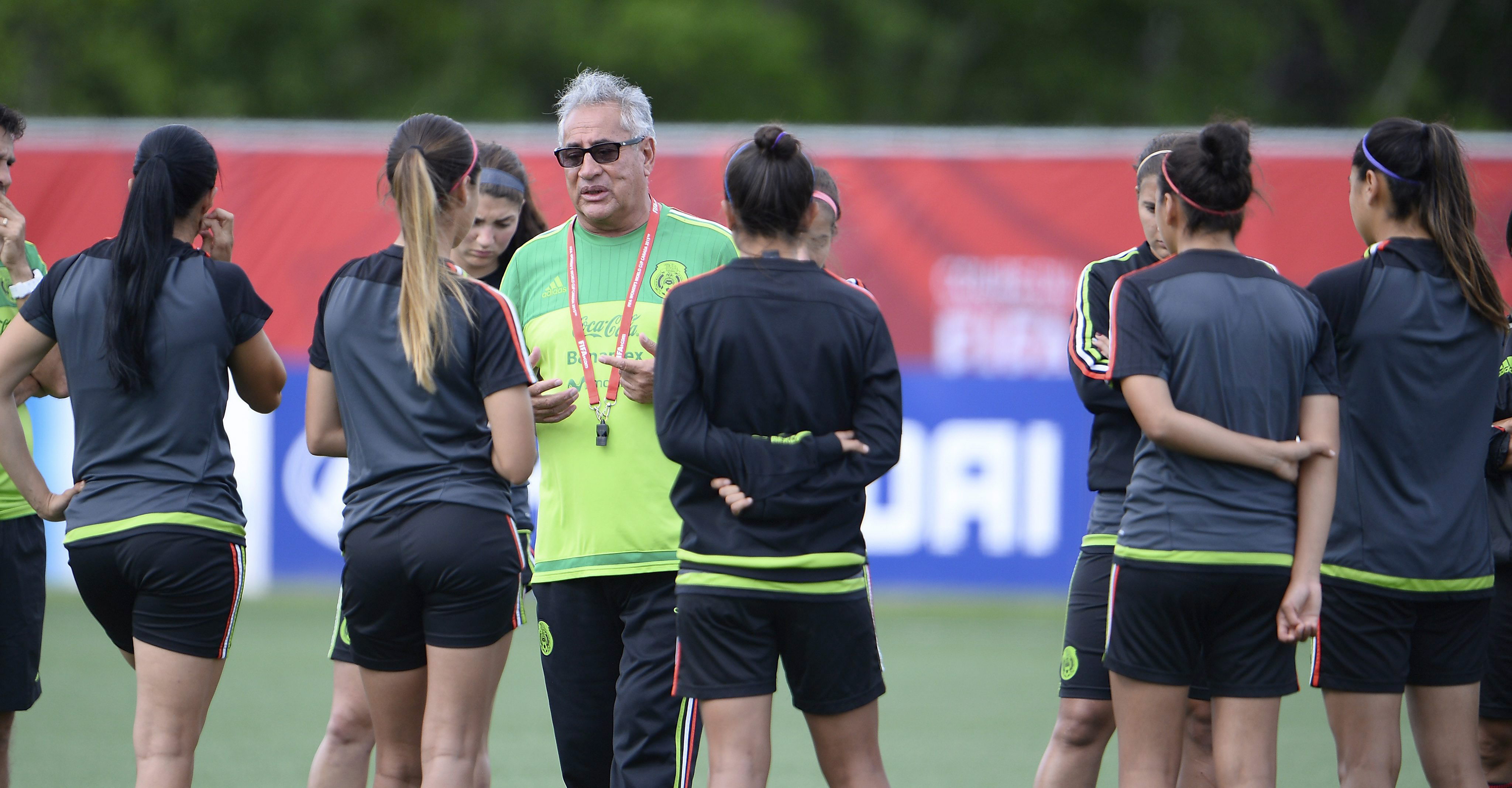 Charlyn Corral ya es la �Cinco Copas� femenil