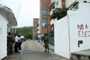 Elementos de seguridad nacional resguardan instalaciones del INE en Oaxaca