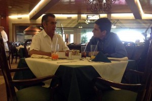 El virtual gobernador de Nuevo Le�n y el ex candidato panista, en un restaurante de la capital de es