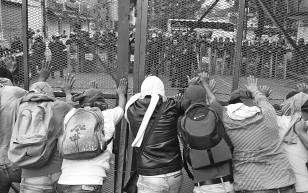 CNTE acord� bloquear comicios desde mayo