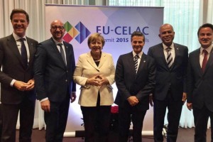 Pe�a Nieto advirti� que cada vez son m�s elevados los costos sociales del consumo y tr�fico de droga