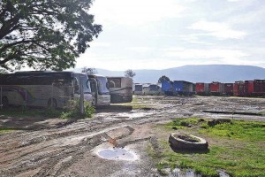En la parte de atr�s de la escuela Normal Rural de Ayotzinapa, Ra�l Isidro Burgos, a s�lo unos metro