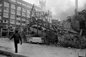 Jacobo Zabludovsky, voz de la tragedia del 85 Cubrir los remanentes del terremoto