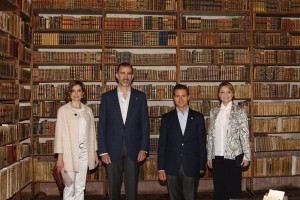 Los reyes de Espa�a, Felipe VI y Letizia, visitaron la Biblioteca Conventual del Museo Virreinal de